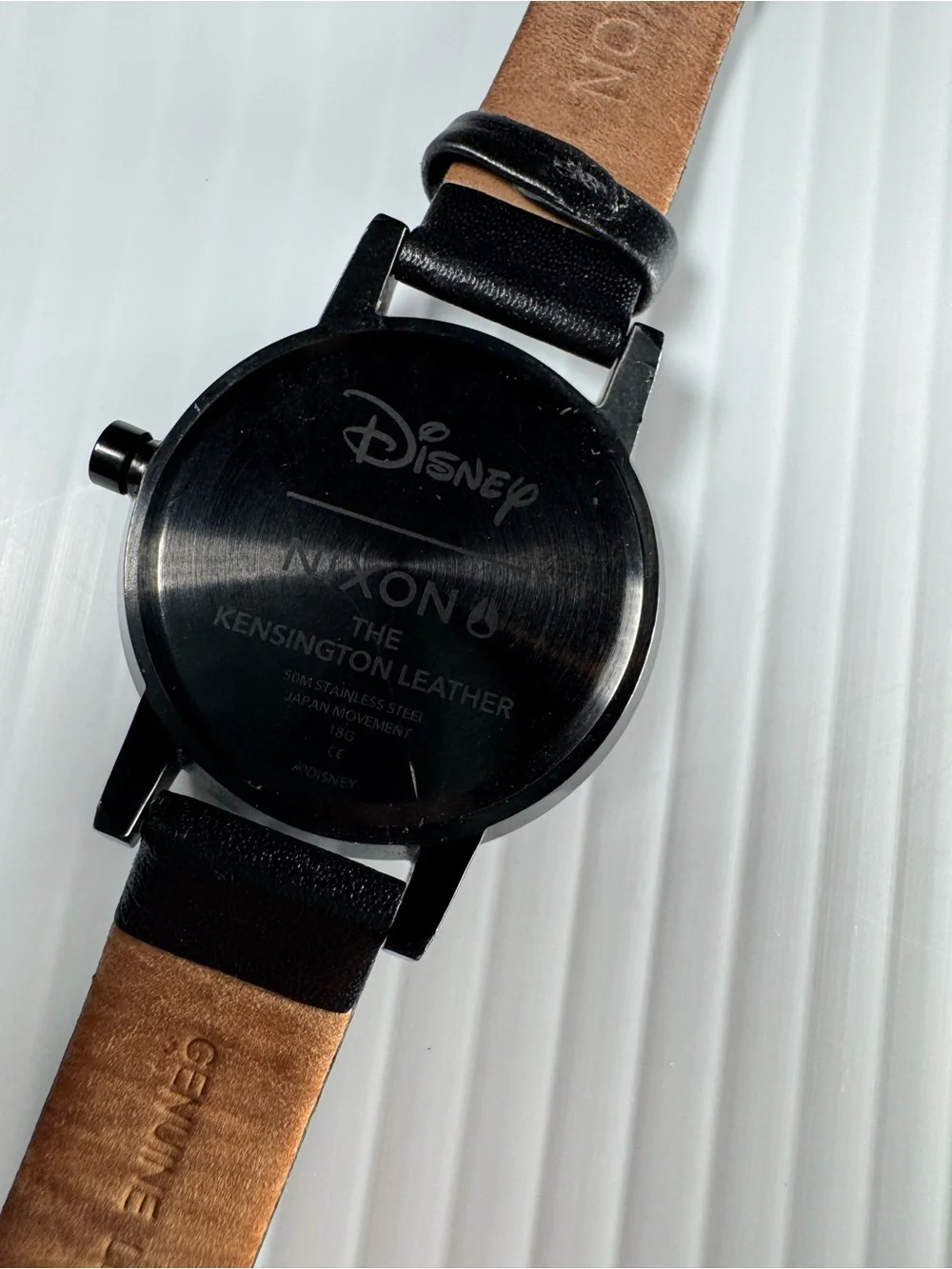 Nixon kensington watch